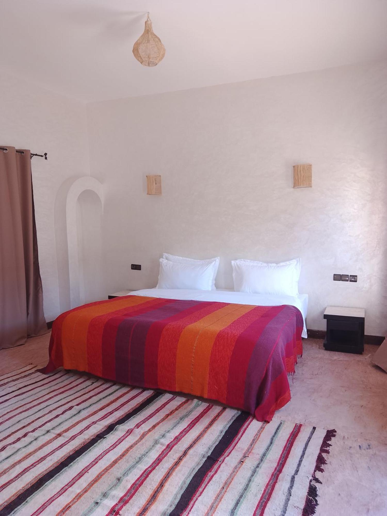 Kasbah Dar Bahnini Hostel Skoura Kültér fotó