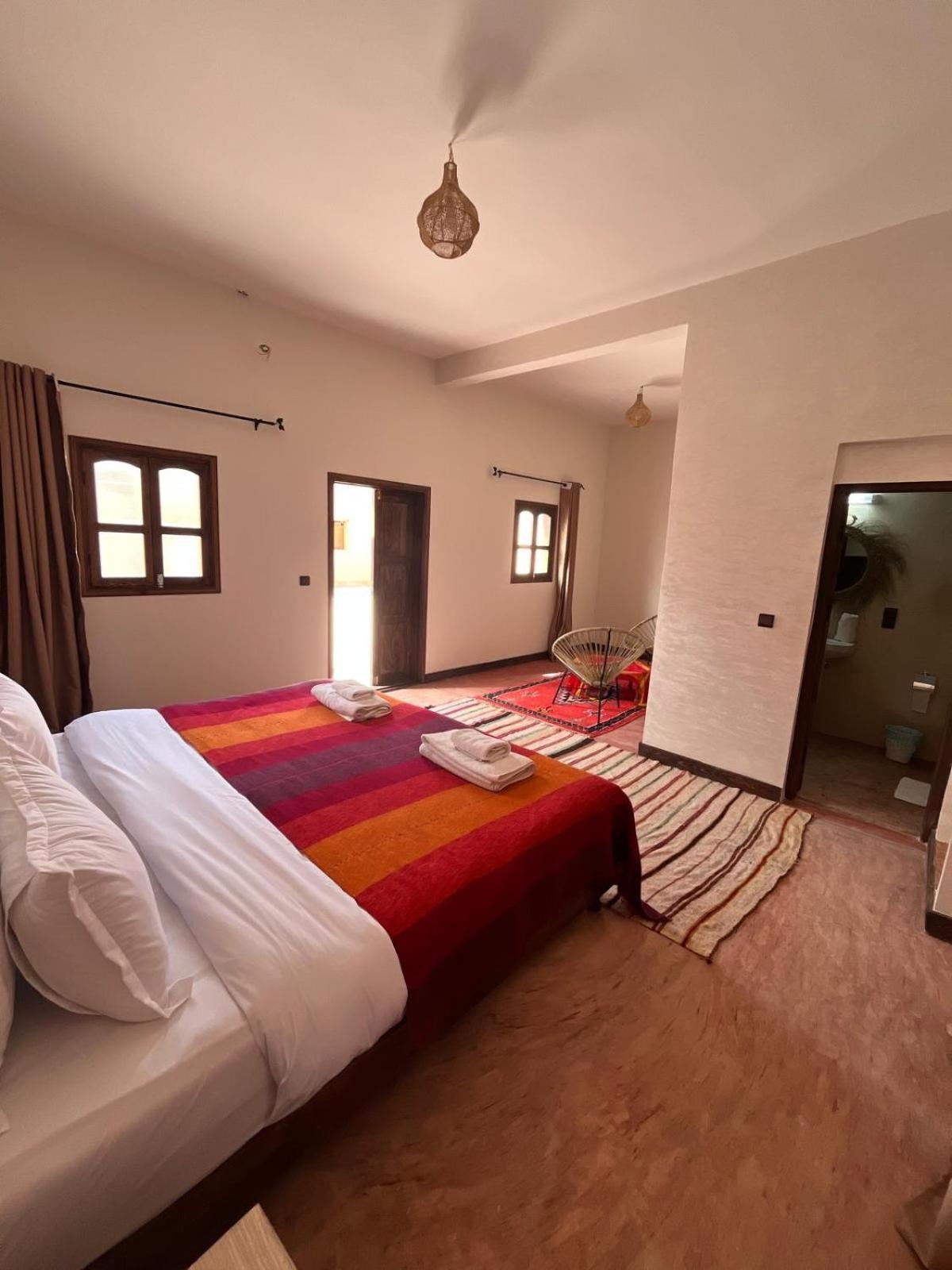 Kasbah Dar Bahnini Hostel Skoura Kültér fotó