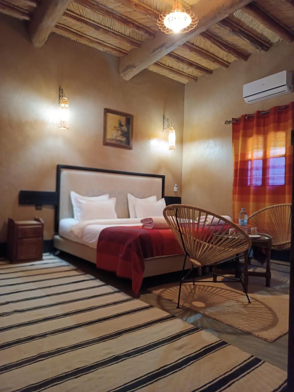 Kasbah Dar Bahnini Hostel Skoura Kültér fotó