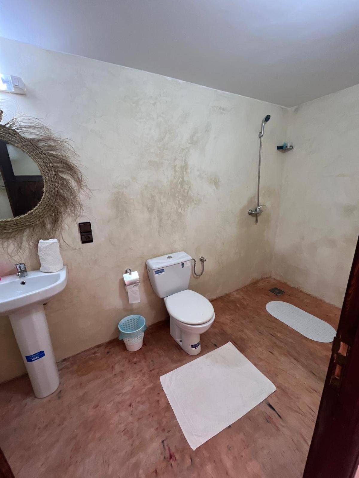 Kasbah Dar Bahnini Hostel Skoura Kültér fotó